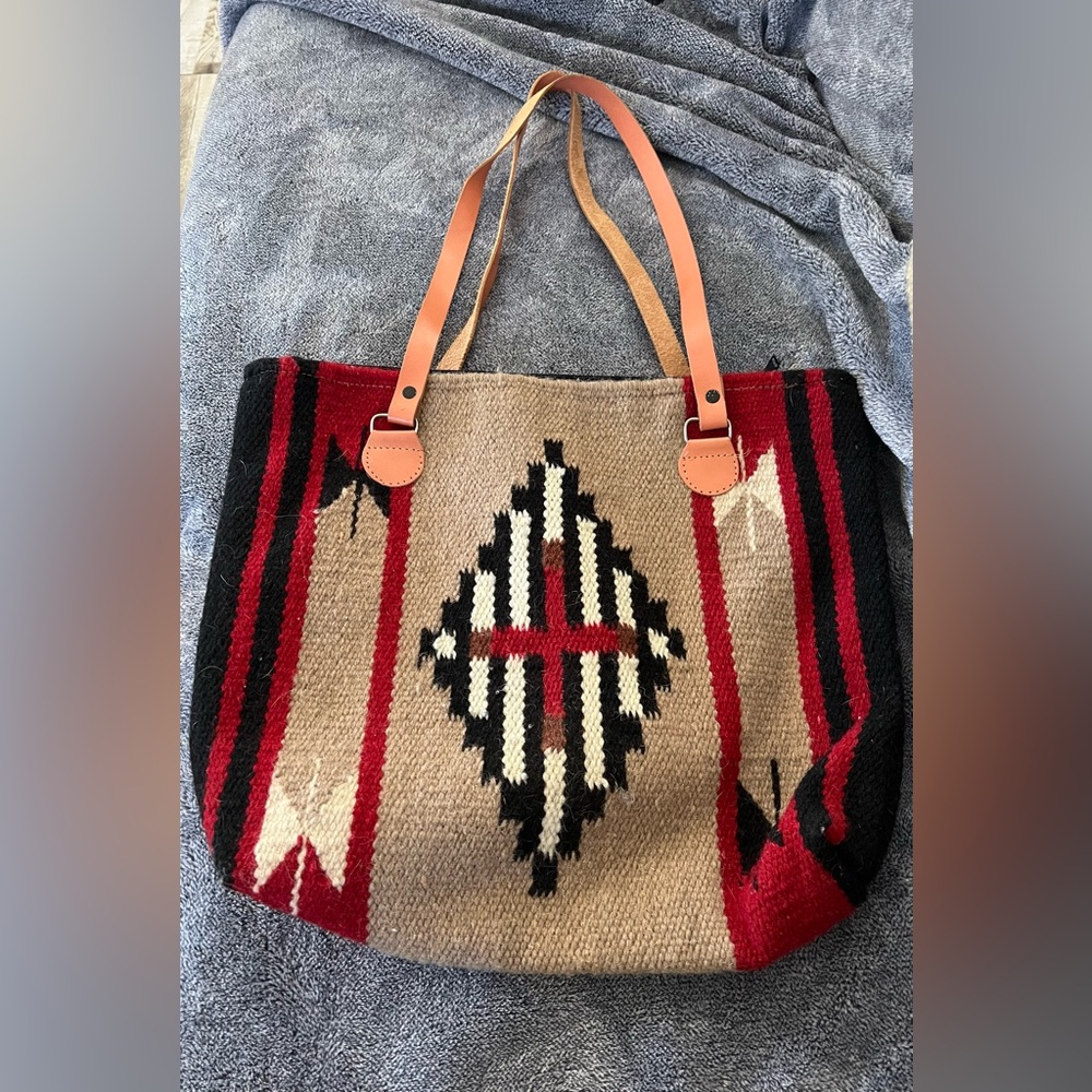 Geometric Patterned Tote Bag with Leather Straps